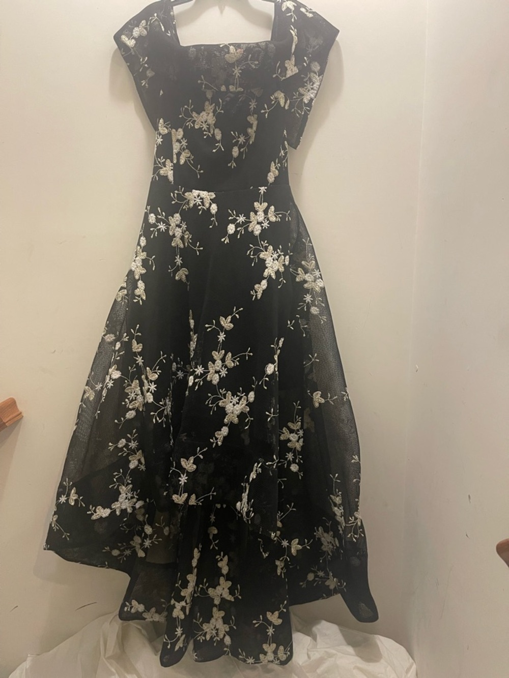 Bronx & Blanco “Tulip”Hi Lo Maxi Dress